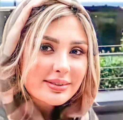 عکس نگین صدق گویا قبل از عمل بینی