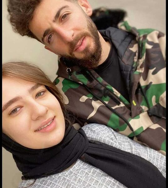 عکس دنیا و همسرش
