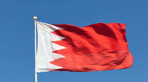 عکس سبز و سفید و قرمز