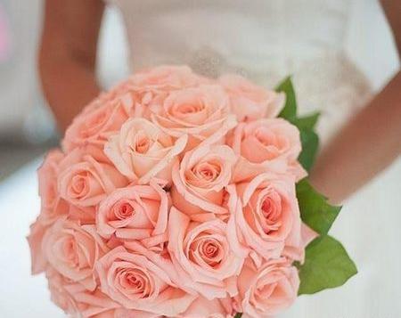 عکس عروس گل به دست