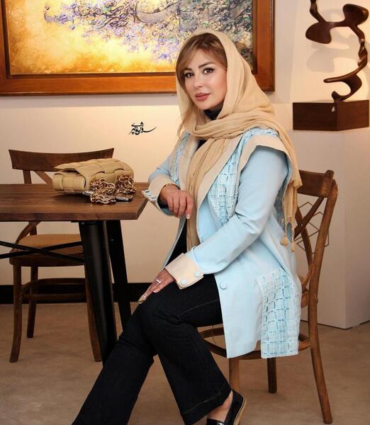 عکس نیوشا ضیغمی در شیراز