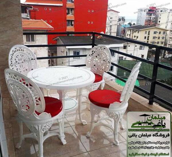عکس صندلی قرمز