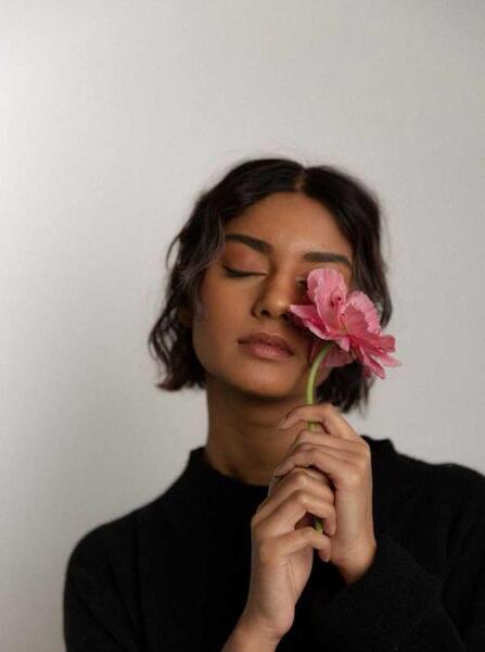 عکس هنری دخترانه برای پروفایل