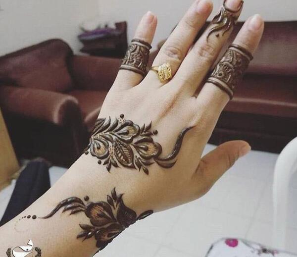 عکس حنای دست عروس هندی