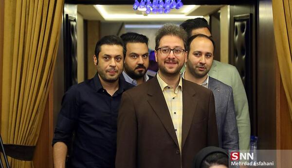 عکس داخل عصر جدید