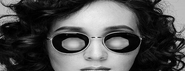 عکس پسرانه فیک با عینک