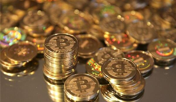 عکس بیت کوین دلار