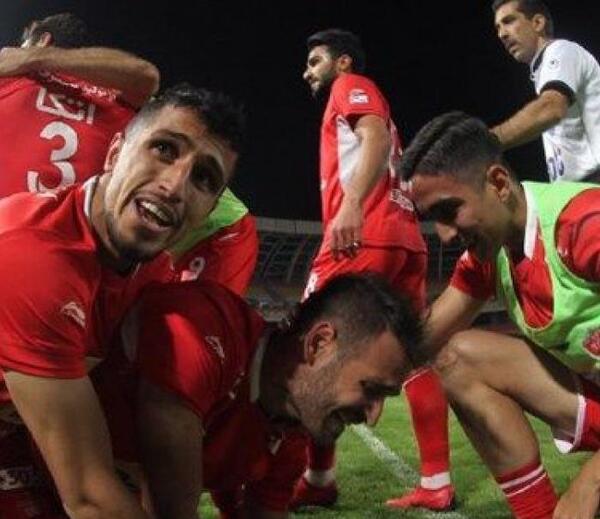 عکس آفتابه قرمز جام پرسپولیس