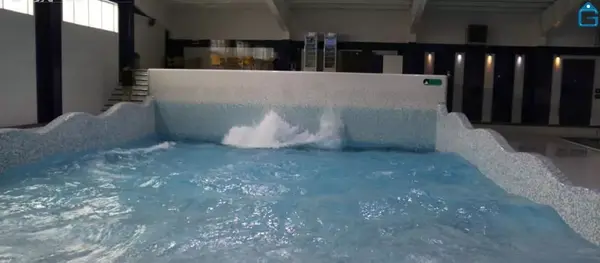 عکس سرسره استخر ابسار رشت