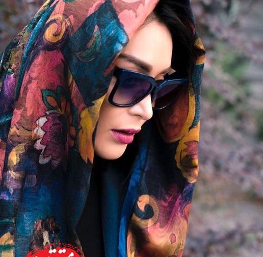 عکس خانم با روسری