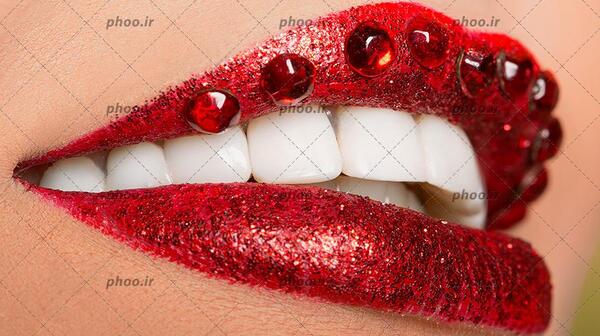 عکس قرمز اکلیلی