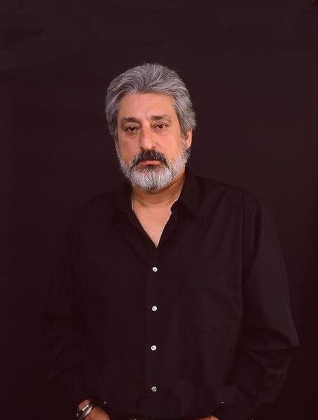 عکس خواننده ابی