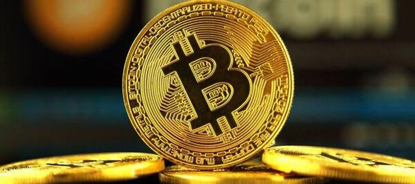 عکس ارز دیجیتال بیت کوین