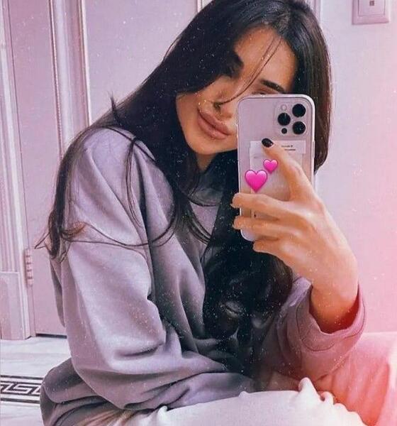 عکس پروفایل لاتی بنفش
