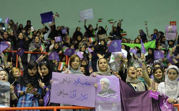 عکسهای طرفداران روحانی