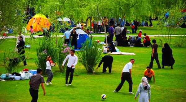 عکس سیزده بدر قبل از انقلاب