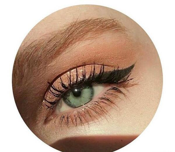 عکس پروفایل چشم لاکچری