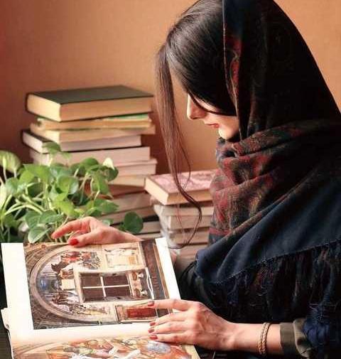 عکس فیک بغل دخترانه