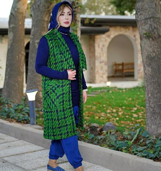 عکس نیوشا ضیغمی در مشهد مقدس