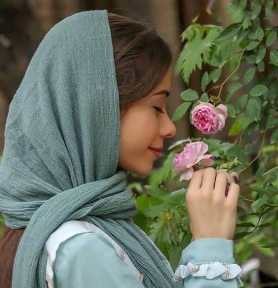 عکس فیک دخترانه جوان