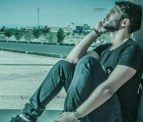 عکس مهراب خسته صدا اصلی