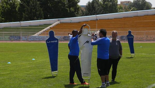 عکس ورزشگاه صنایع دفاع تهران