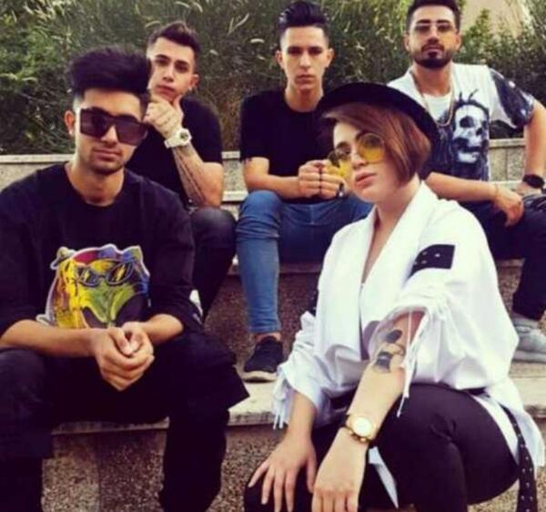 عکس برای پروفایل گروه مختلط