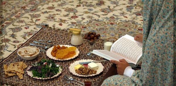 عکس سفره افطاری دو نفره