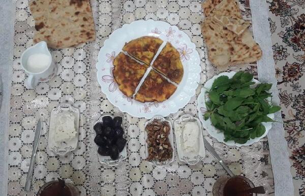 عکس سفره افطاری دو نفره