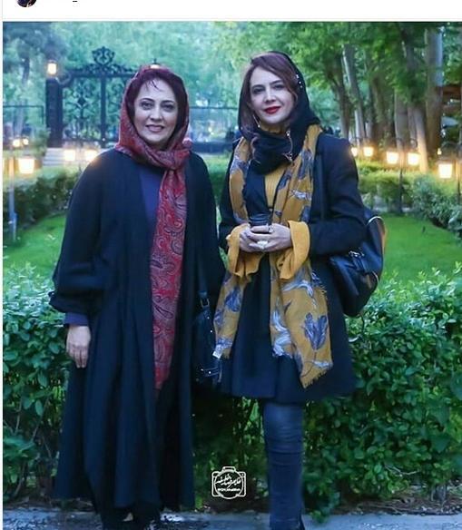 عکس نگین صدق گویا و خواهرش