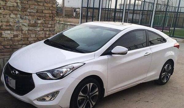 عکس هیوندا کوپه سفید