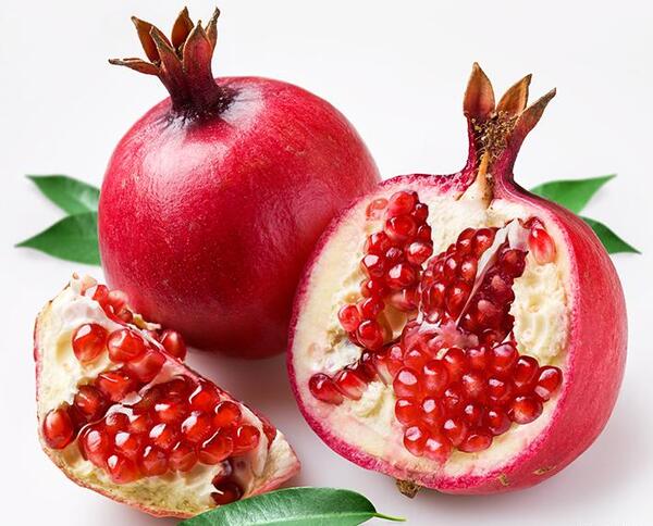 عکس انار قرمز