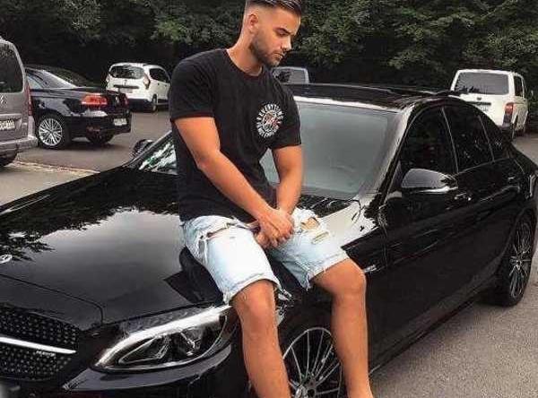 عکس فیک پسرونه تو ماشین