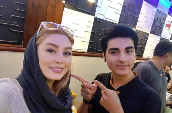 عکس طرفداران هنرمندان