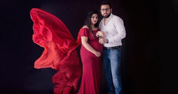 عکس ژست بارداری با همسر