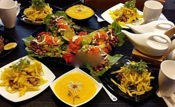 عکس از سفره های افطاری