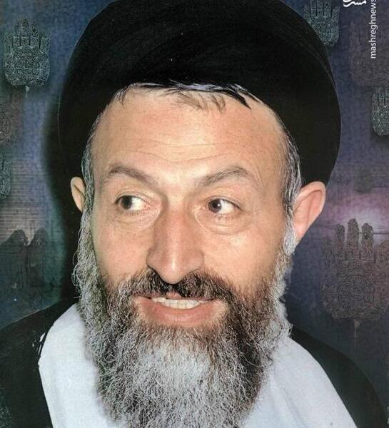 عکس آقای حسینی اخلاق در خانواده
