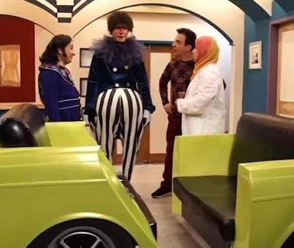 عکس ترنس در برنامه عمو پورنگ