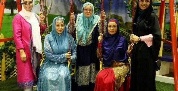 عکس خانم عمو پورنگ