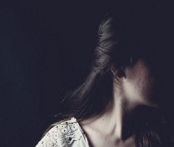عکس فیک گردن دخترانه