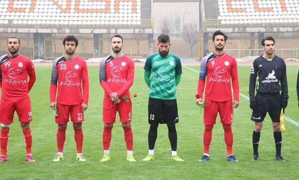 عکس ورزشگاه گل ریحان البرز