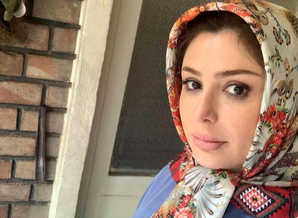 عکس نیوشا ضیغمی و بچه اش