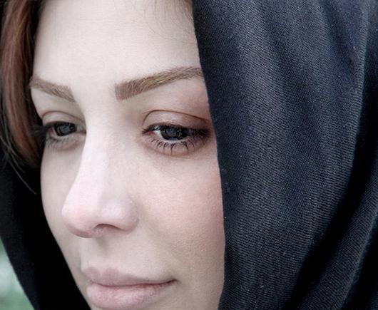عکس نیمرخ از نیوشا ضیغمی