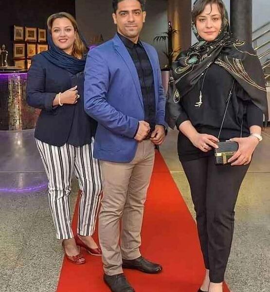 عکس پول خارج