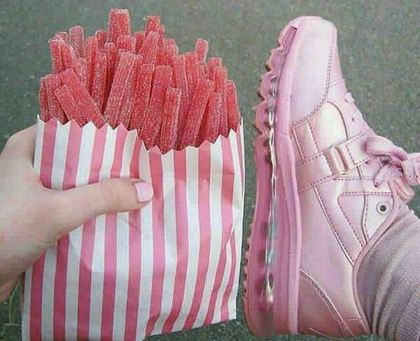 عکس دخترانه صورتی کیوت