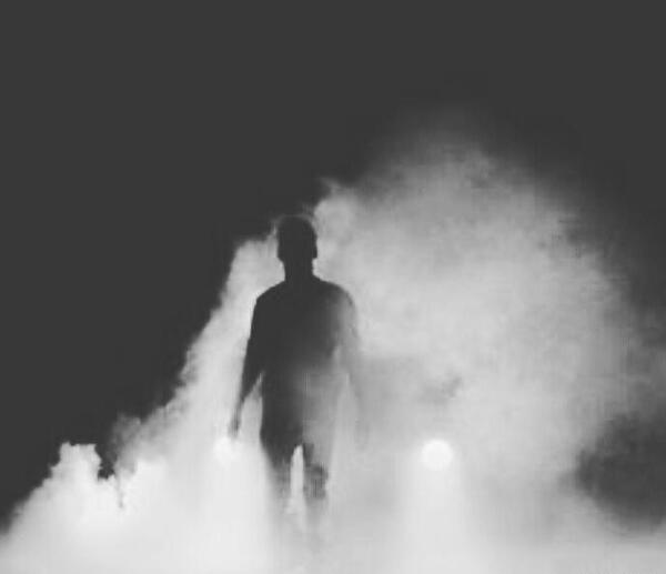 عکس سیاه مردانه