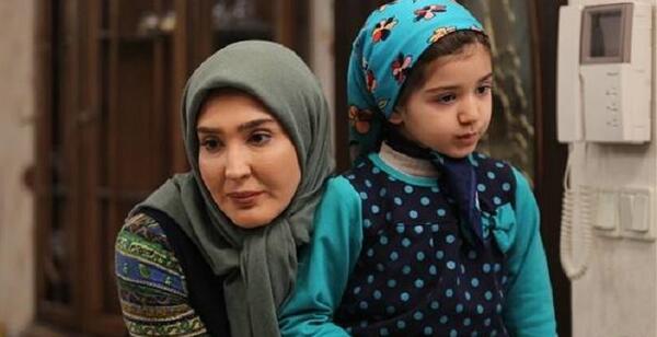 عکس های کودکی زهره فکور صبور