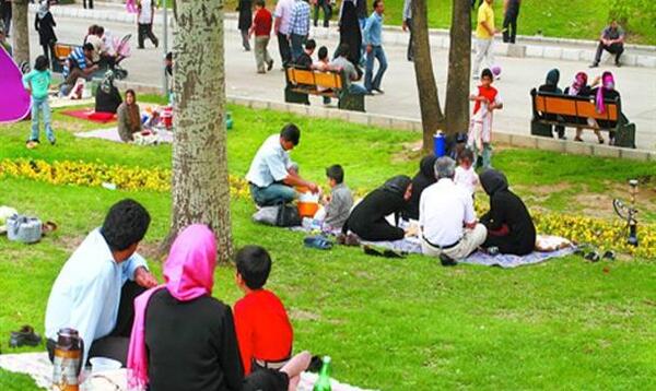 عکس سیزده بدر خانواده