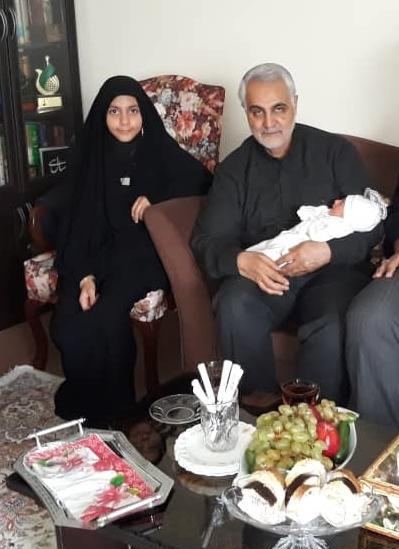 عکس قاسم محمودی اراذل