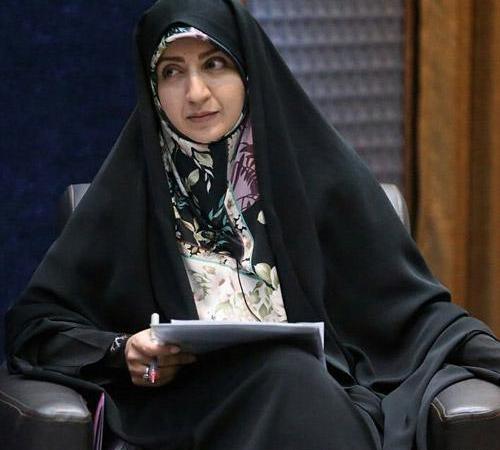 عکس خانم حسینی گوینده خبر